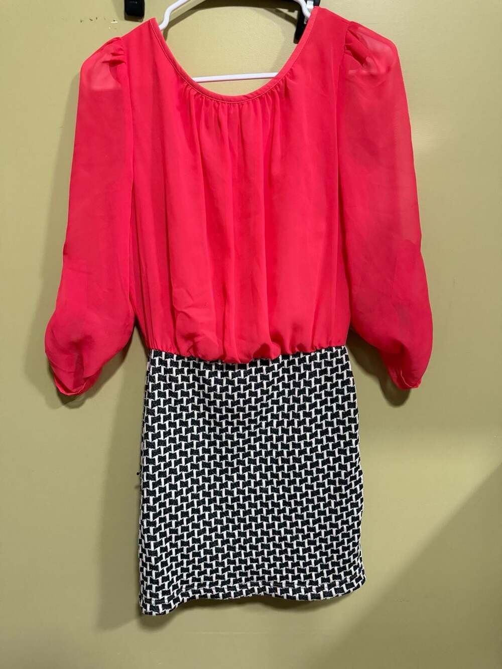 Sapphire Dollz Red and Black Houndstooth Dress